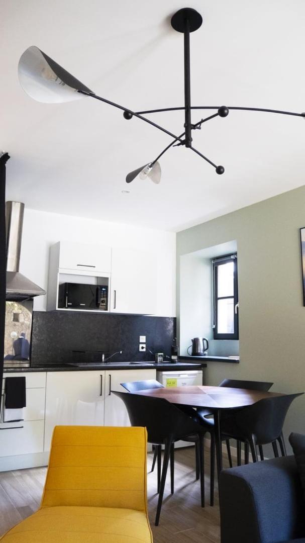 Le Celeste: Hypercentre, Quiet And Parking Appartement *